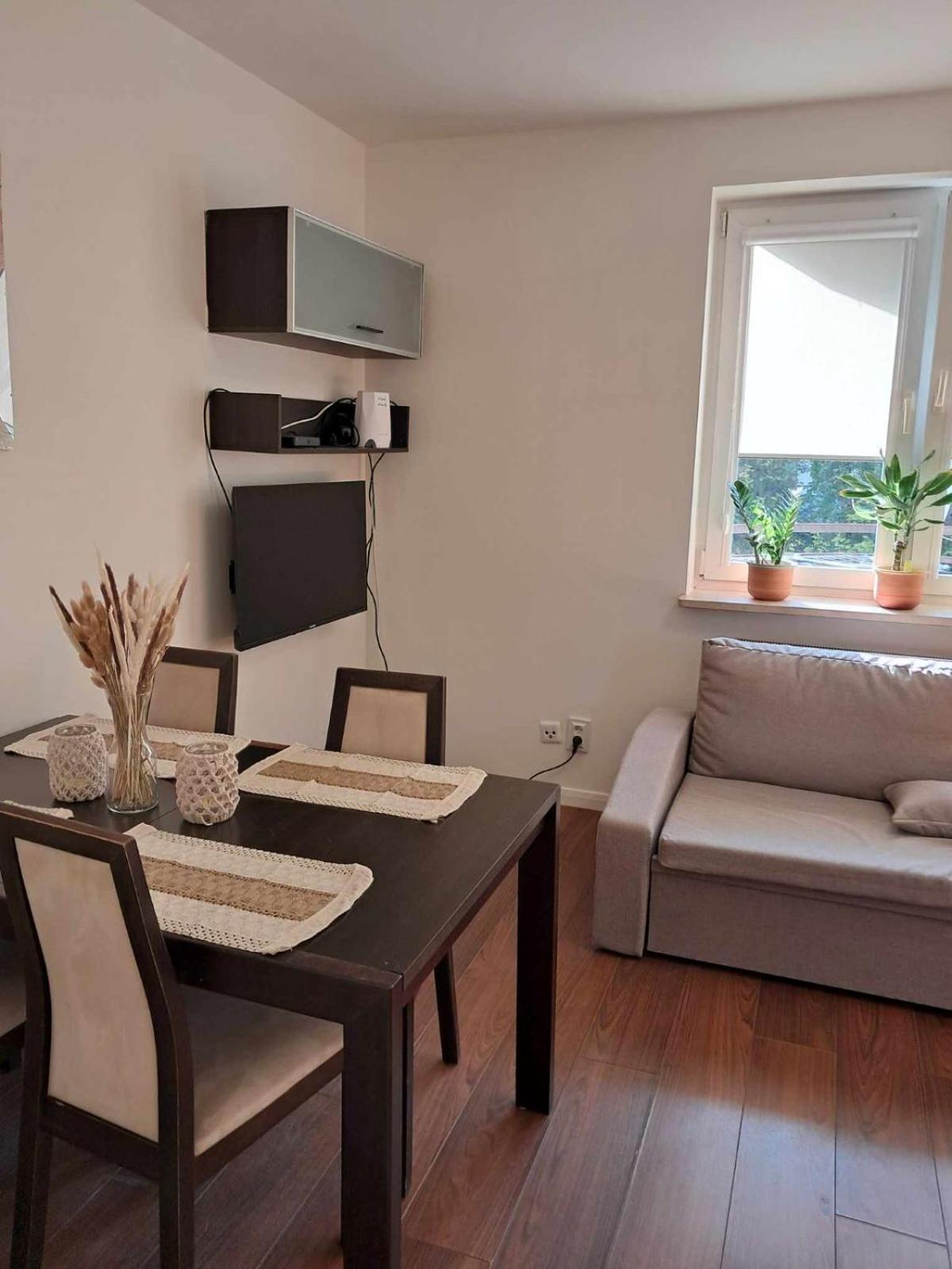 Apartament Julia 1-4 Os Parter Balkon Garaz Westerplatte Kielce Zewnętrze zdjęcie